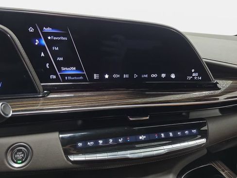 Certified 2022 Cadillac Escalade ESV Sport w/ Touring Package AWD/4WD image 16