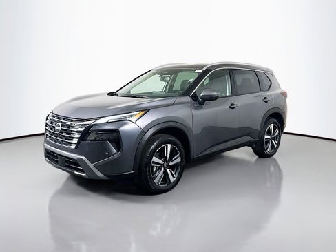 Used 2026 Nissan Rogue SL image 4