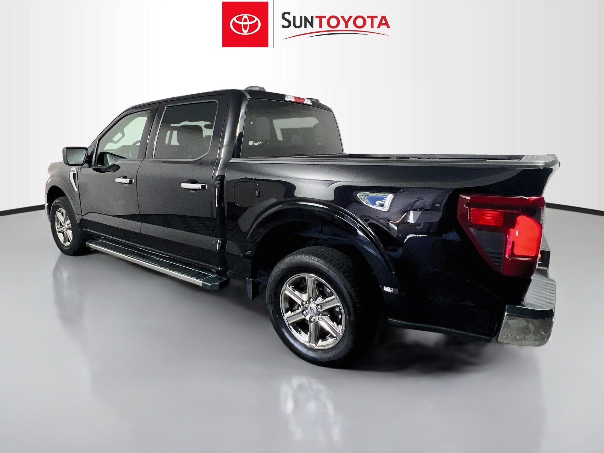Used 2025 Ford F150 XLT w/ Equipment Group 301A Standard RWD image 6