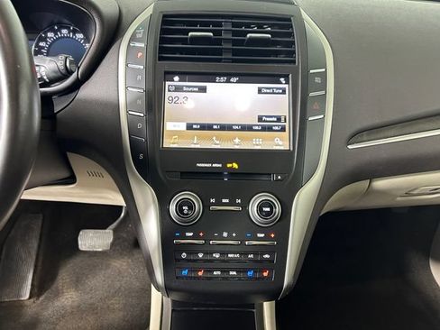 Used 2017 Lincoln MKC Reserve AWD/4WD image 22