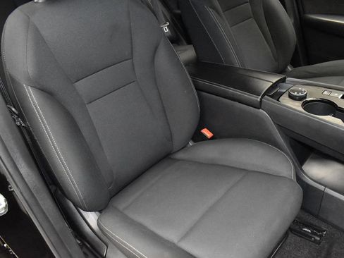 Used 2023 Nissan Rogue S AWD/4WD image 21