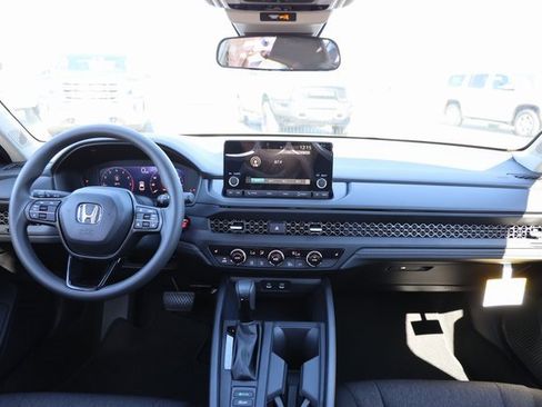 New 2025 Honda Accord SE image 11
