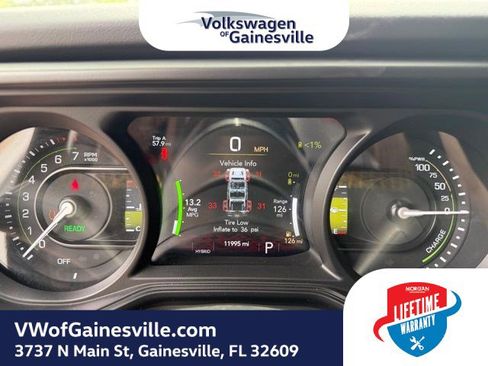 Used 2024 Jeep Wrangler Unlimited Sahara AWD/4WD image 22