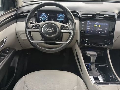 Used 2023 Hyundai Tucson SEL w/ Convenience Package image 15