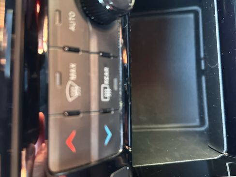 Used 2023 Jeep Compass Trailhawk image 23