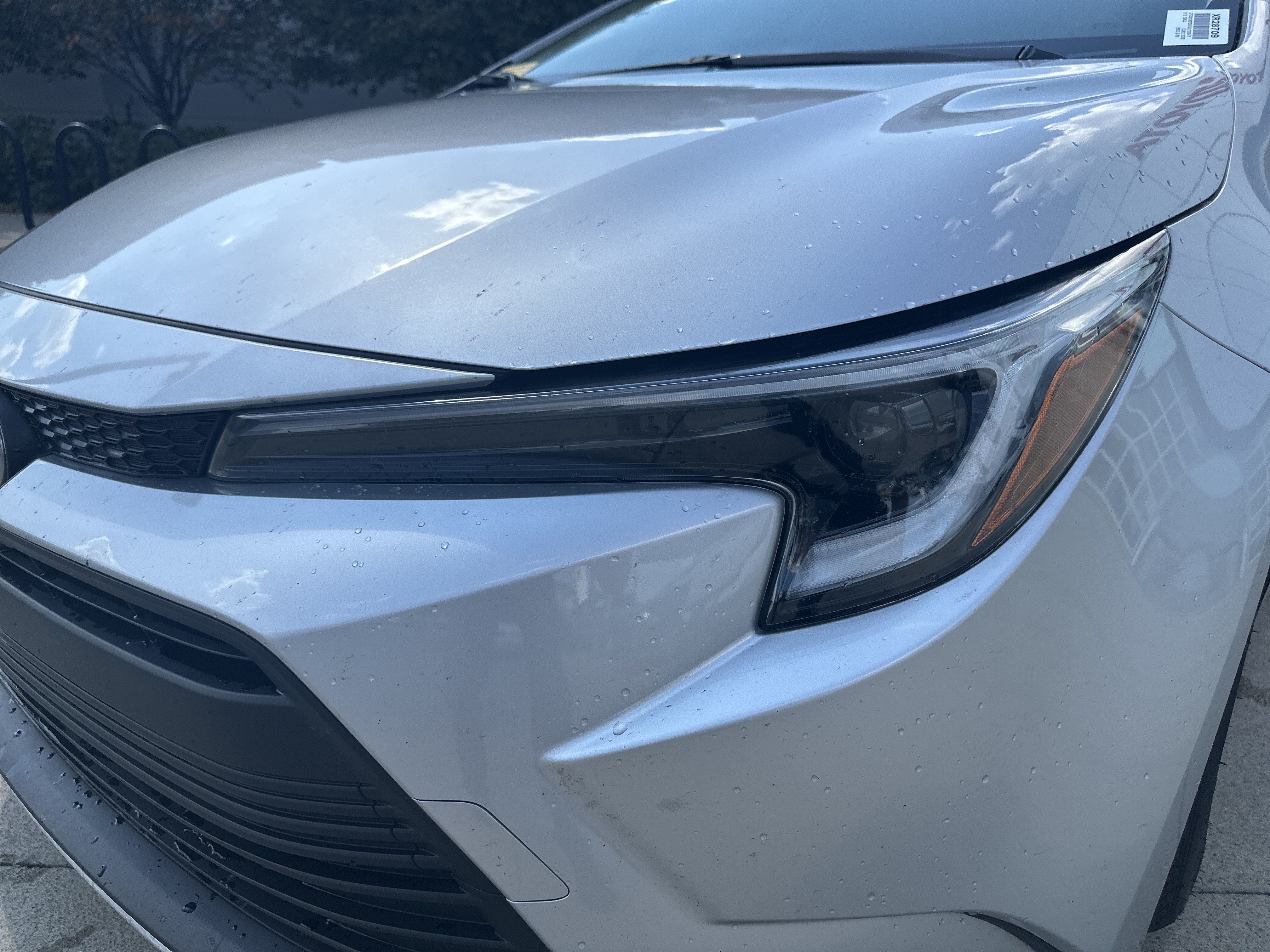 Used 2025 Toyota Corolla LE FWD image 11