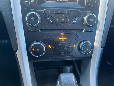 Used 2015 Ford Fusion SE w/ Equipment Group 201A AWD/4WD image 23