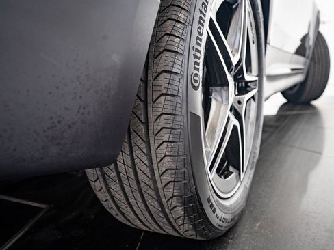 Used 2024 Mercedes-Benz GLB 250 4MATIC image 42