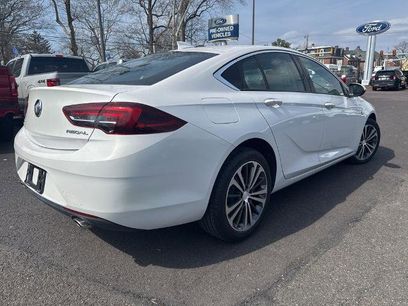 Used 2018 Buick Regal Essence w/ Sights and Sounds Package