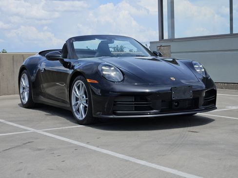 Certified 2025 Porsche 911 Carrera RWD image 10