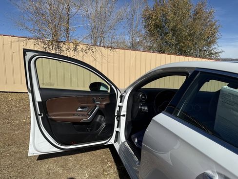 Used 2019 Mercedes-Benz A 220 4MATIC image 10