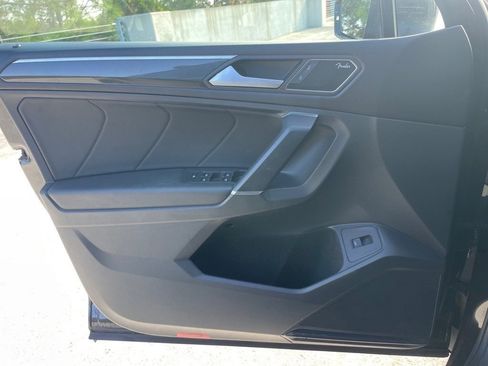 Used 2020 Volkswagen Tiguan SEL Premium R-Line w/ 3rd Row Seat Package image 11