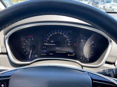 Used 2016 Cadillac SRX Luxury w/ Driver Awareness Package AWD/4WD image 17