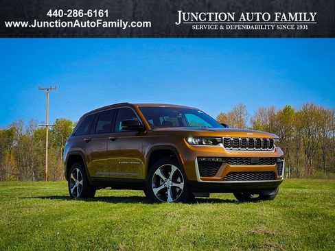 New 2026 Jeep Grand Cherokee Limited AWD/4WD image 1
