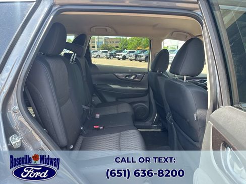 Used 2018 Nissan Rogue SV w/ Premium Package AWD/4WD image 34