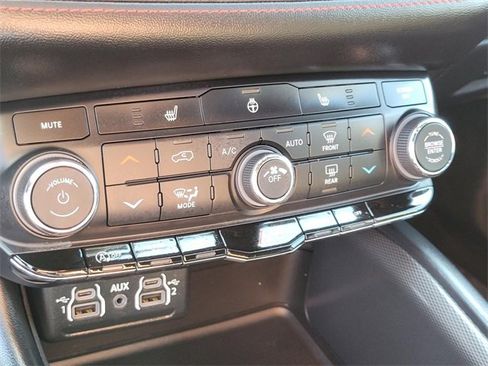 Used 2024 Dodge Durango GT w/ Blacktop Package image 31