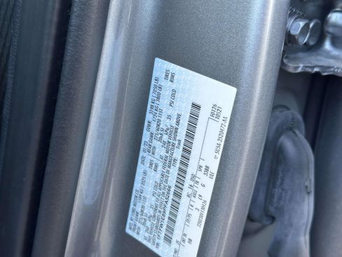 Used 2023 Ford F150 Lariat AWD/4WD image 15