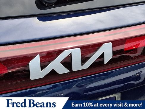 New 2026 Kia Seltos EX image 22