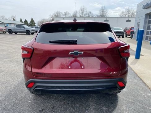 Used 2024 Chevrolet Trax RS w/ Driver Confidence Package image 4