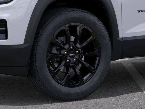 New 2026 GMC Terrain Elevation w/ Elevation Premium Package AWD/4WD image 9