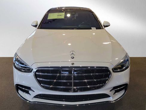 Used 2025 Mercedes-Benz S 580 4MATIC Sedan image 5