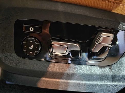 New 2026 BMW X5 xDrive50e w/ Executive Package AWD/4WD image 31