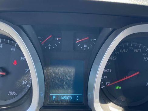 Used 2010 Chevrolet Equinox LT w/ Chrome Appearance Package image 10