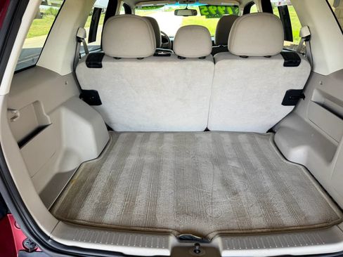 Used 2012 Ford Escape XLT FWD image 20