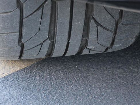 Used 2023 Chevrolet Corvette Stingray Premium Conv w/ Z51 Performance Package image 46