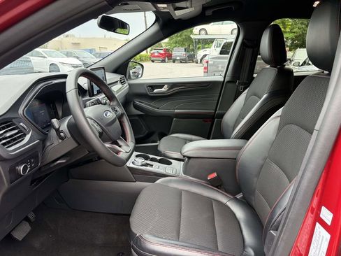 Used 2025 Ford Escape ST-Line AWD/4WD image 15