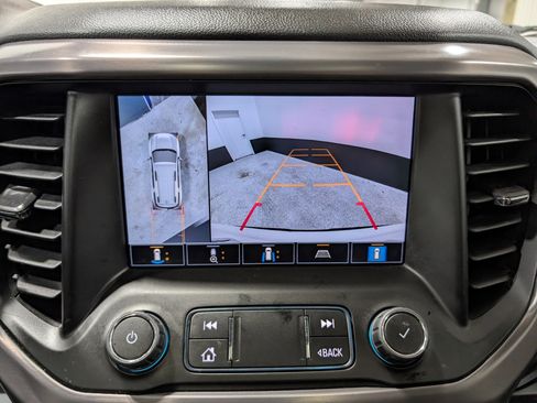 Used 2023 GMC Acadia AT4 w/ Technology Package image 29