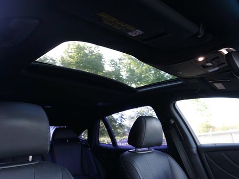 Used 2018 Lexus LS 500 w/ Accessory Package (Z2) RWD image 21
