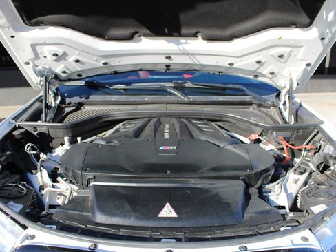 Used 2018 BMW X6 M w/ Executive Package image 34