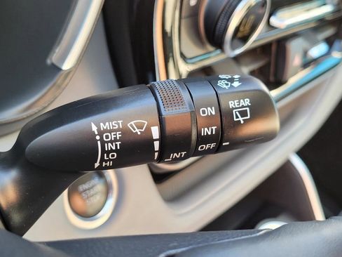 Used 2024 Toyota Highlander XLE image 37