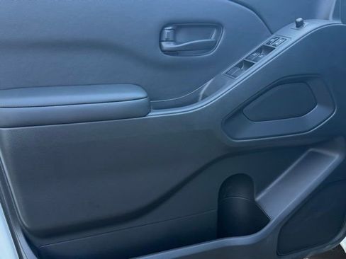New 2026 Nissan Frontier SV RWD image 10