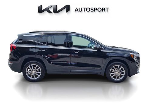 Used 2024 GMC Terrain SLT AWD/4WD image 7