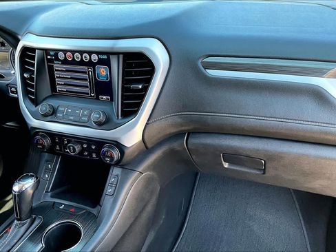 Used 2019 GMC Acadia SLT FWD image 14