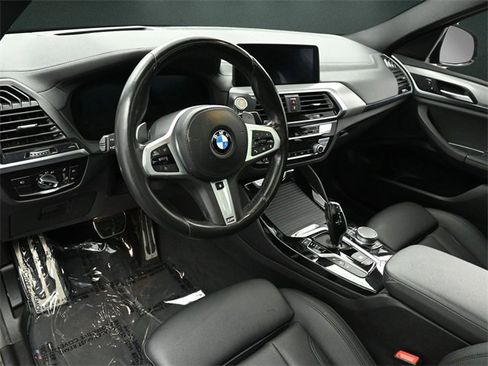 Used 2021 BMW X4 M40i image 11