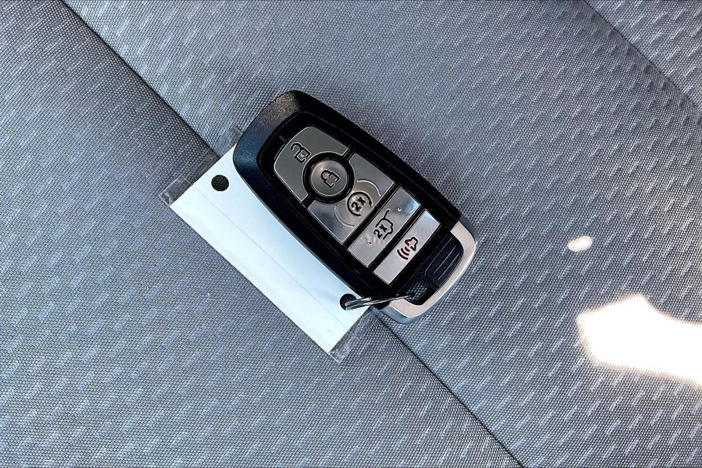 Used 2024 Ford Escape SE FWD image 6