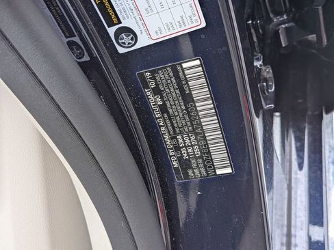 Used 2020 Mercedes-Benz E 350 4MATIC Sedan image 34