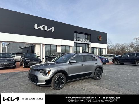 New 2025 Kia Niro Wind image 1