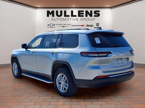 Used 2024 Jeep Grand Cherokee L Laredo w/ Luxury Tech Group I image 7