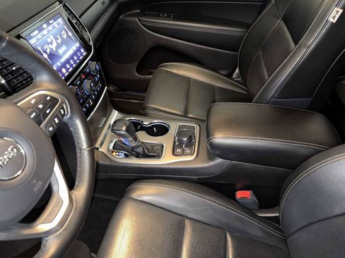 Used 2021 Jeep Grand Cherokee Limited w/ Quick Order Package 28K 80th AWD/4WD image 19