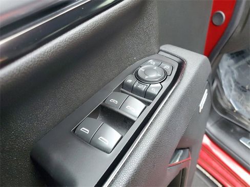 Used 2025 GMC Sierra 2500 AT4 w/ AT4 Premium Plus Package image 21