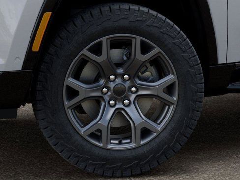 New 2026 Jeep Grand Wagoneer 4WD image 8