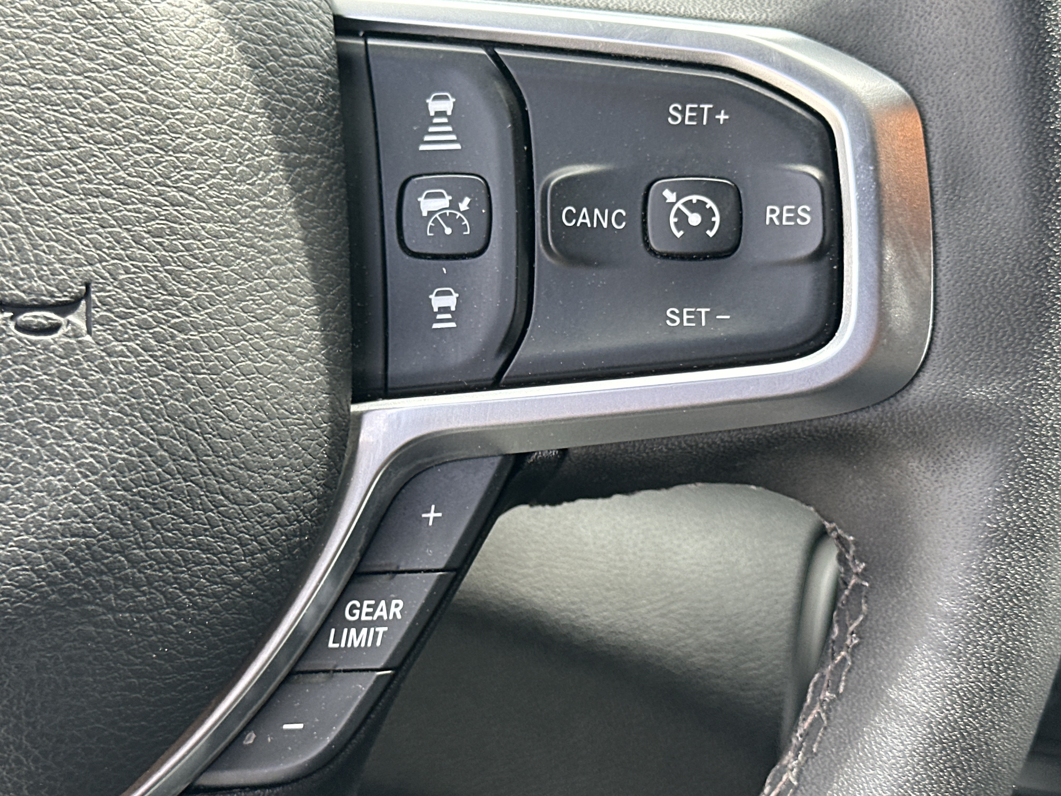 Used 2026 RAM 2500 Big Horn AWD/4WD image 22