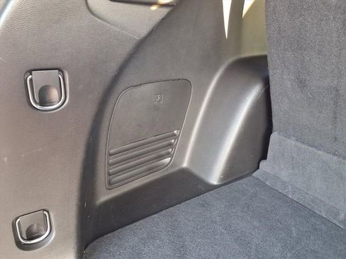 Used 2024 Buick Enclave Premium image 90