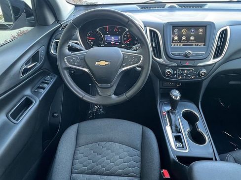 Used 2019 Chevrolet Equinox LT image 11
