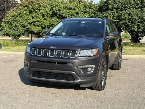 Used 2020 Jeep Compass Limited AWD/4WD image 4