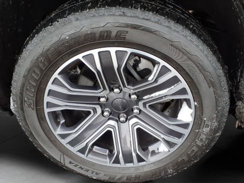 Used 2023 Jeep Wagoneer 4WD w/ Premium Group I image 8